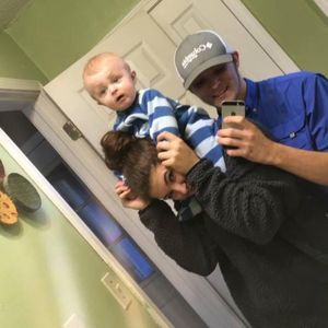 Meet your Posher, Dakota